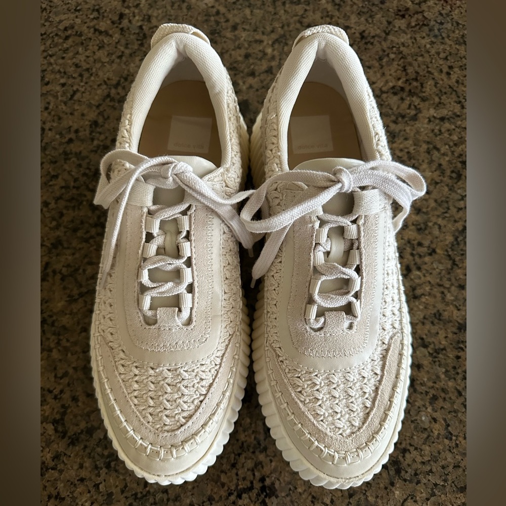 Dolce Vita Lace Up Dolan size 9